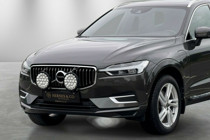 volvo-xc-60-elektrisitetbensin-2019-big-1