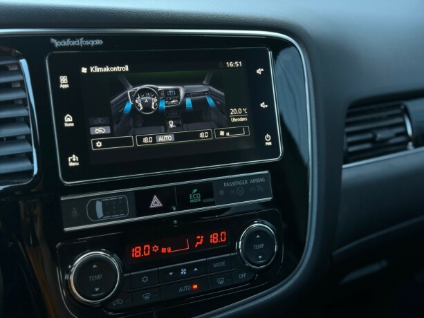 mitsubishi-outlander-elektrisitetbensin-2019-big-36