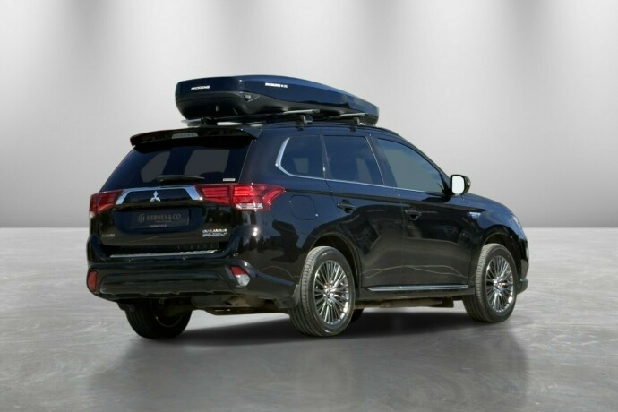 mitsubishi-outlander-elektrisitetbensin-2019-big-7