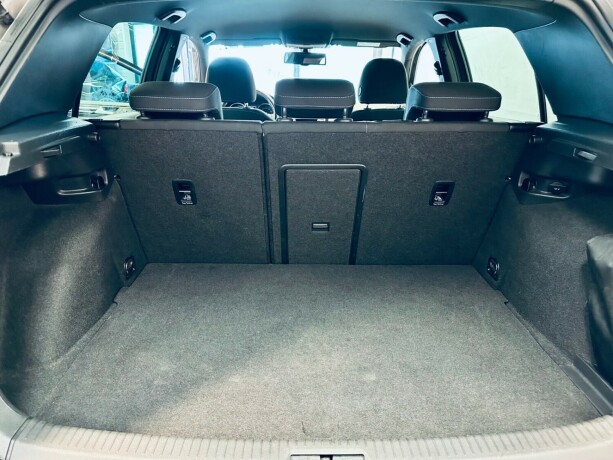 volkswagen-golf-elektrisitetbensin-2016-big-20