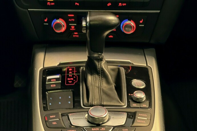 audi-a6-allroad-diesel-2012-big-18