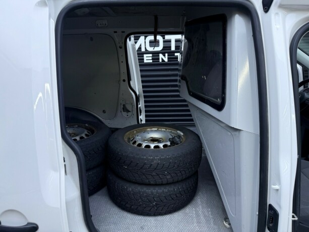 volkswagen-caddy-maxi-diesel-2015-big-20