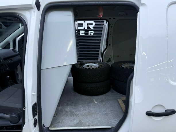 volkswagen-caddy-maxi-diesel-2015-big-22