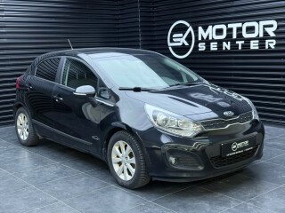 Kia | Rio | Bensin | 2013