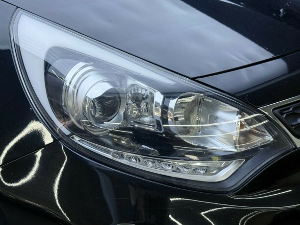 kia-rio-bensin-2013-big-3