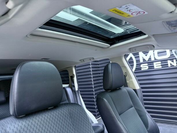 mitsubishi-outlander-elektrisitetbensin-2015-big-28