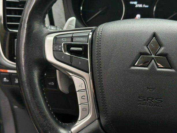 mitsubishi-outlander-elektrisitetbensin-2017-big-22