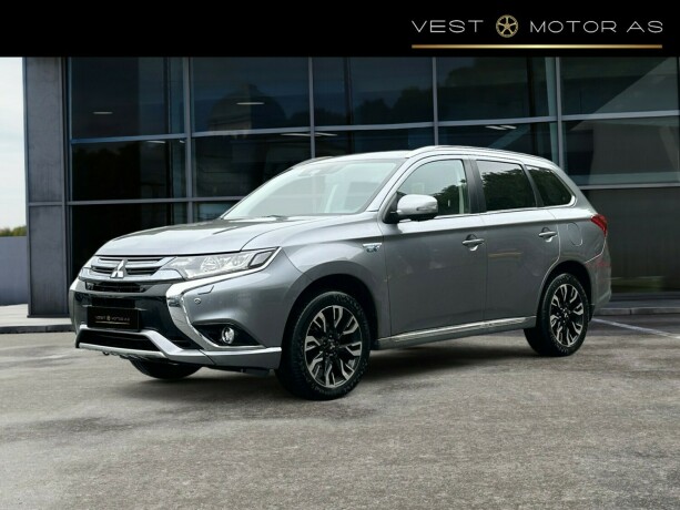 mitsubishi-outlander-elektrisitetbensin-2017-big-2
