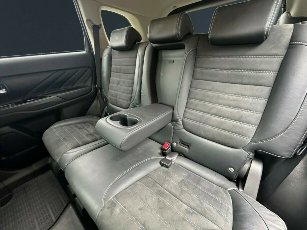 mitsubishi-outlander-elektrisitetbensin-2017-big-12