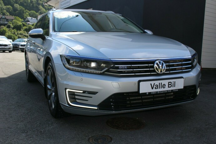 volkswagen-passat-elektrisitetbensin-2017-big-0
