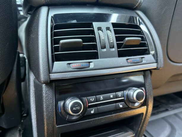 bmw-x5-elektrisitetbensin-2018-big-36