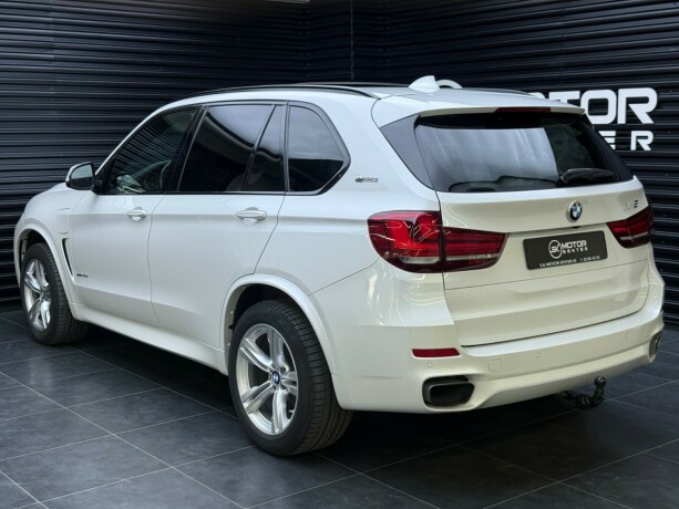 bmw-x5-elektrisitetbensin-2018-big-1