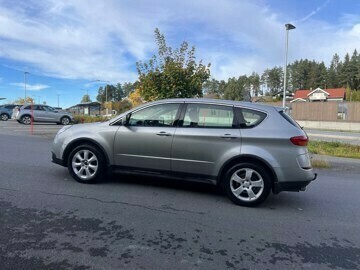 subaru-b9-tribeca-bensin-2006-big-2
