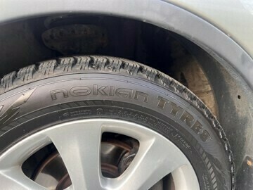 subaru-b9-tribeca-bensin-2006-big-27