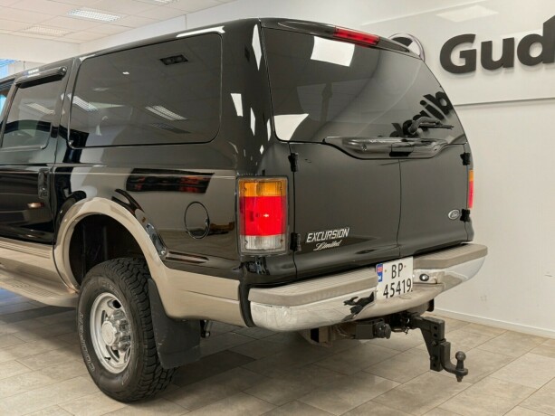 ford-excursion-bensin-2000-big-3