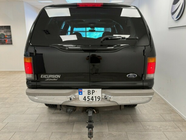 ford-excursion-bensin-2000-big-5