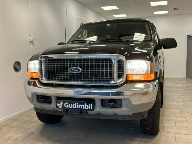 ford-excursion-bensin-2000-big-1