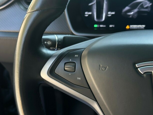 tesla-model-x-elektrisitet-2018-big-17