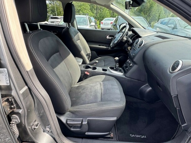 nissan-qashqai-diesel-2011-big-10