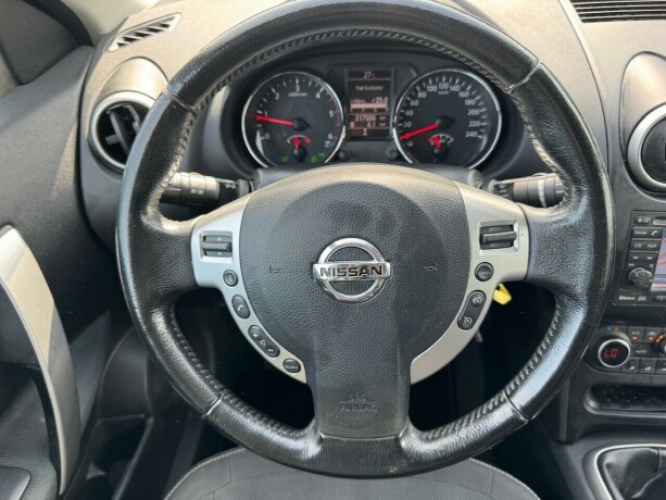 nissan-qashqai-diesel-2011-big-15