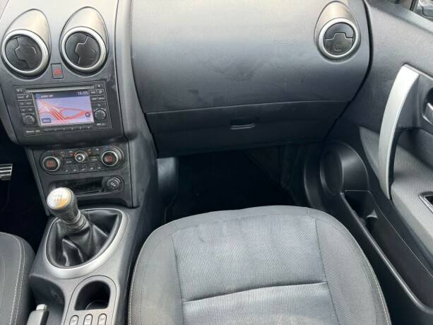 nissan-qashqai-diesel-2011-big-17