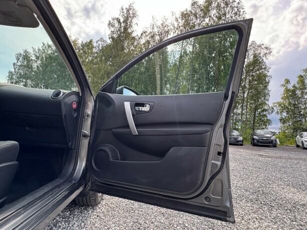 nissan-qashqai-diesel-2011-big-27