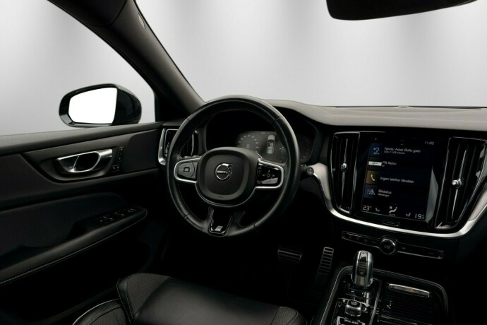 volvo-v60-elektrisitetbensin-2019-big-19