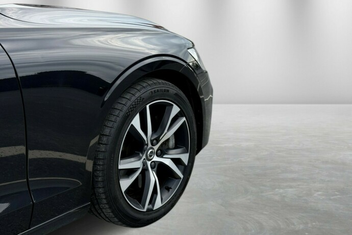 volvo-v60-elektrisitetbensin-2019-big-6