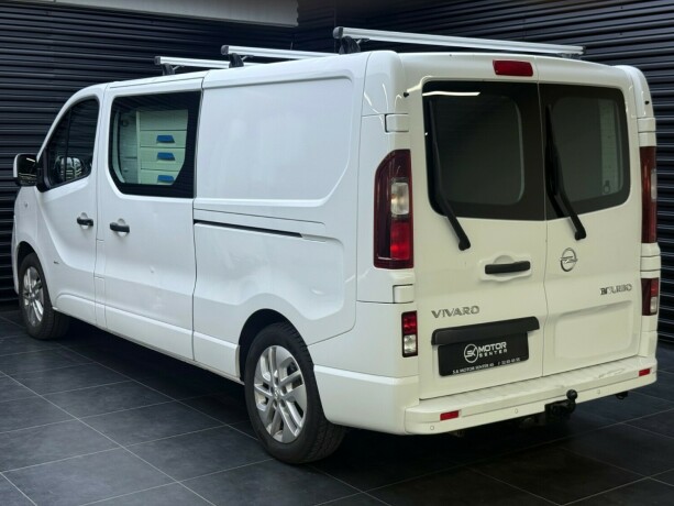 opel-vivaro-diesel-2018-big-1