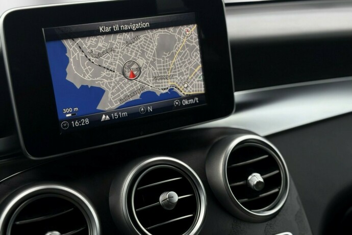 mercedes-benz-glc-elektrisitetbensin-2018-big-35