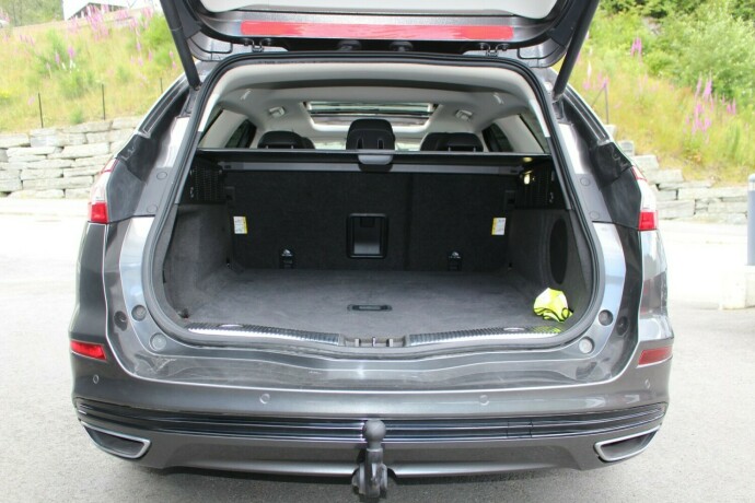 ford-mondeo-diesel-2015-big-7