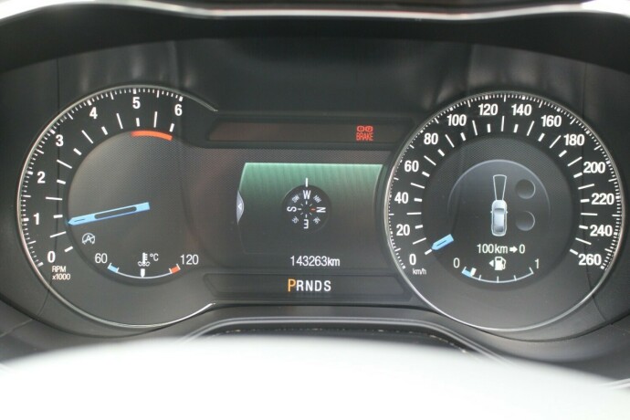 ford-mondeo-diesel-2015-big-15