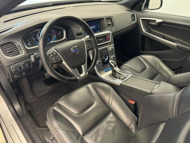 volvo-v60-elektrisitetdiesel-2015-big-7