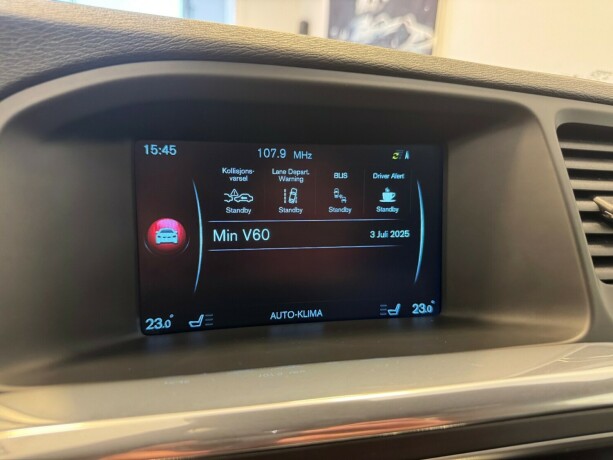 volvo-v60-elektrisitetdiesel-2015-big-26