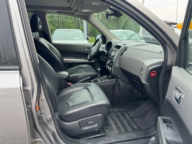 nissan-x-trail-diesel-2008-big-8