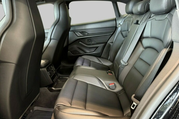 porsche-taycan-cross-turismo-elektrisitet-2022-big-14
