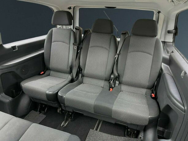mercedes-benz-vito-diesel-2012-big-10