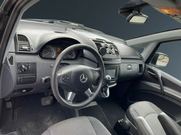 mercedes-benz-vito-diesel-2012-big-9