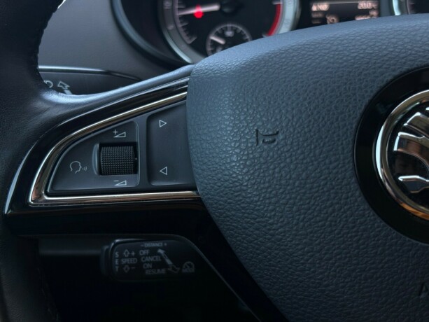 skoda-octavia-diesel-2018-big-18