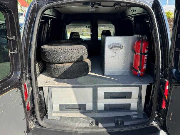 volkswagen-caddy-diesel-2019-big-12