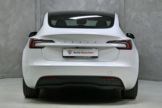 tesla-model-3-elektrisitet-2025-big-32