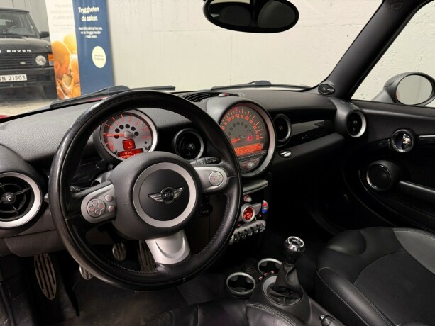 mini-cooper-s-bensin-2010-big-11