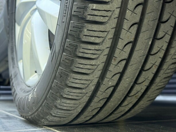 volkswagen-tiguan-diesel-2012-big-8
