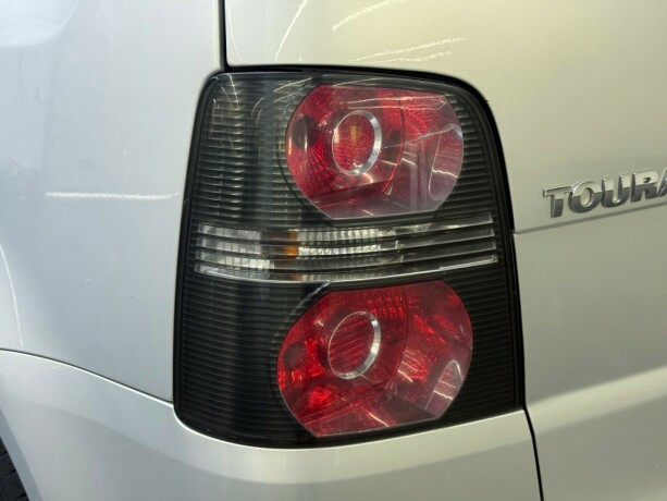 volkswagen-touran-diesel-2010-big-6