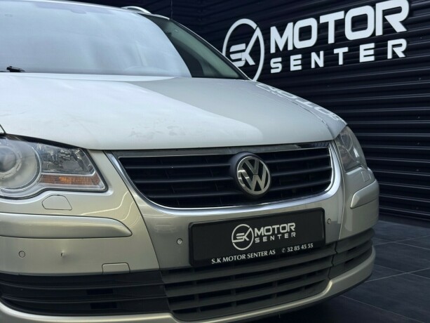 volkswagen-touran-diesel-2010-big-4