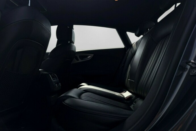 audi-a7-diesel-2011-big-33