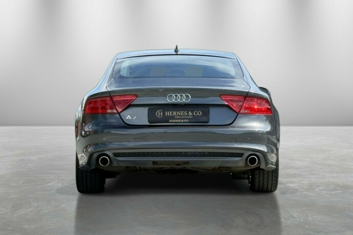 audi-a7-diesel-2011-big-8
