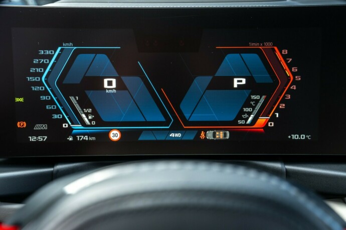 bmw-m3-bensin-2023-big-33
