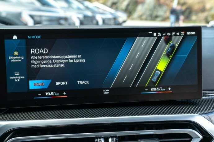 bmw-m3-bensin-2023-big-36