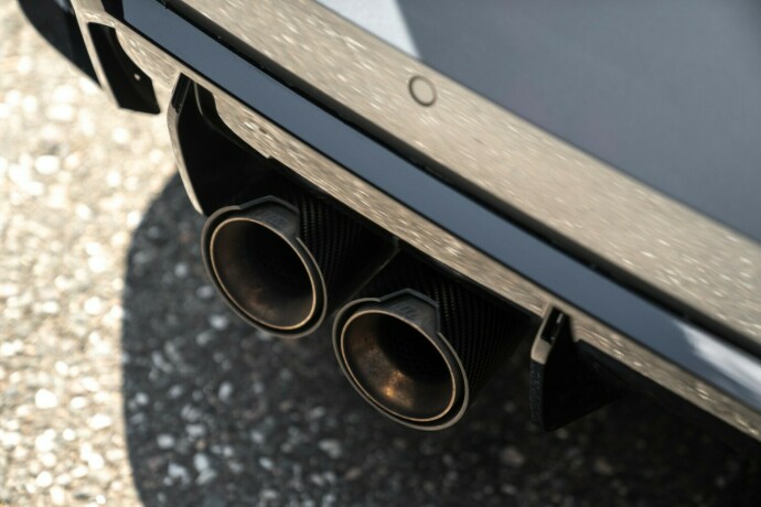 bmw-m3-bensin-2023-big-14